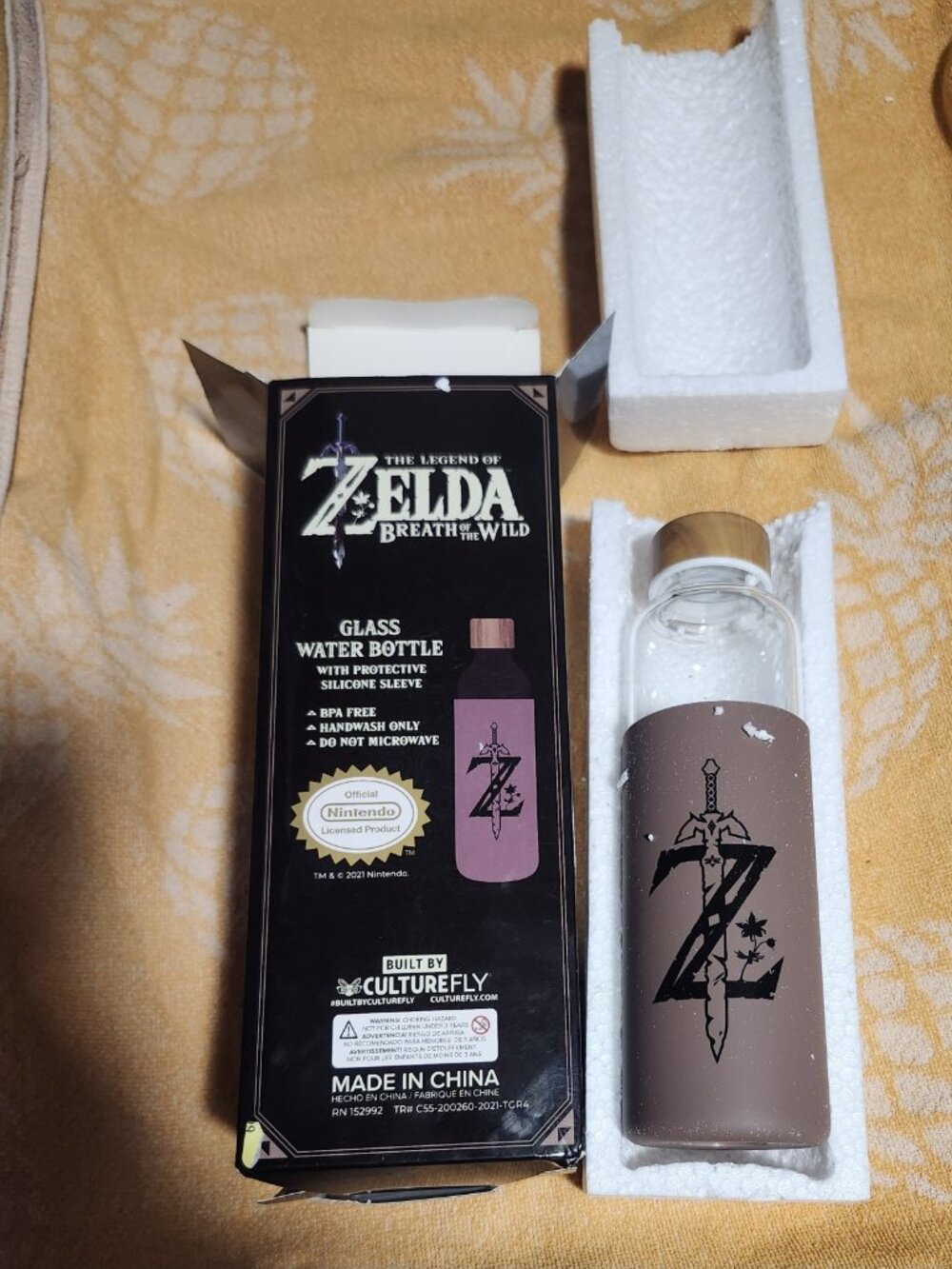 Officially Licensed Nintendo Zelda Breath of The Wild Water Bottle Brand New